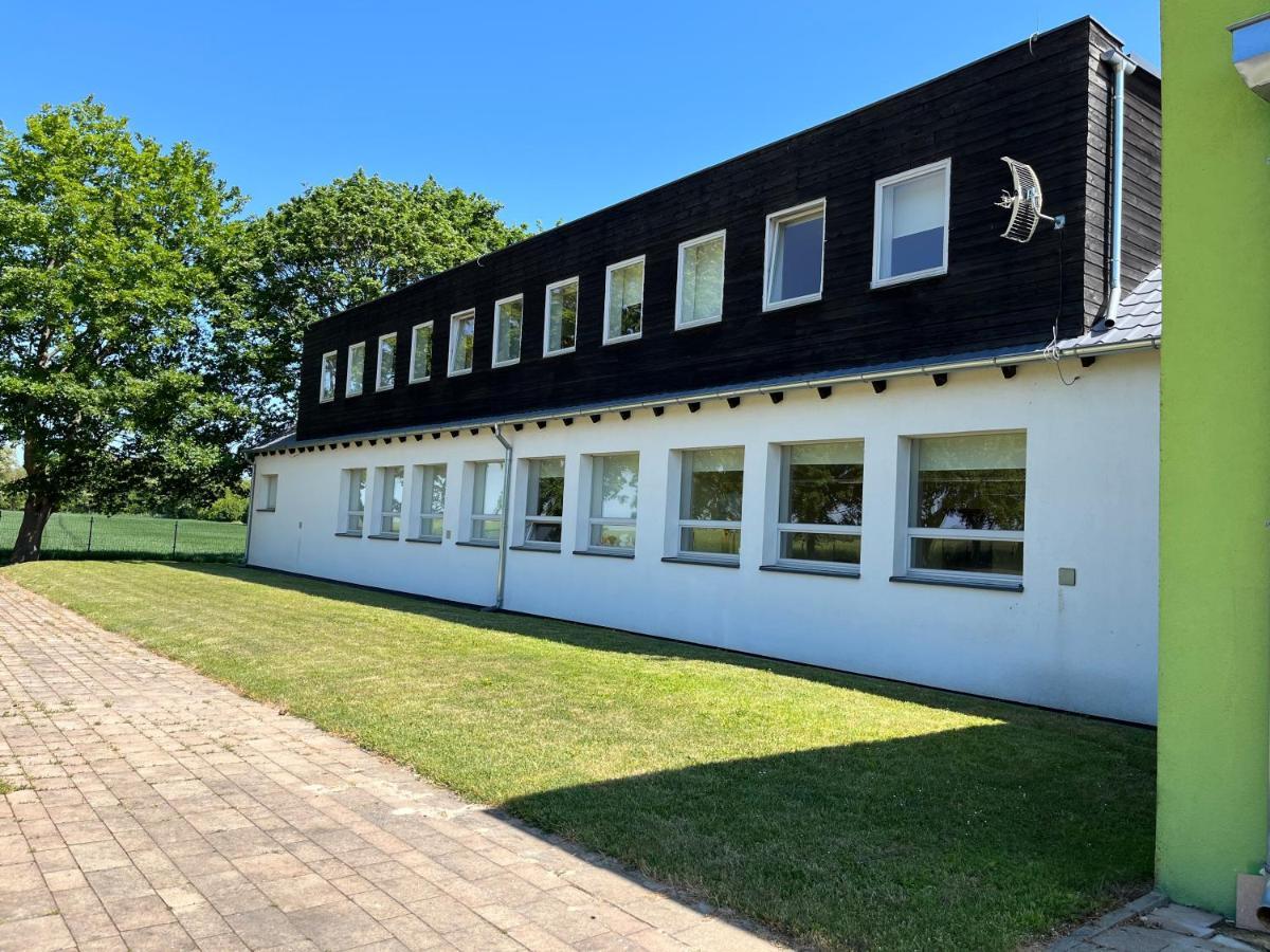 Osrodek Konferencyjno-Wypoczynkowy Hostel Chojna Εξωτερικό φωτογραφία