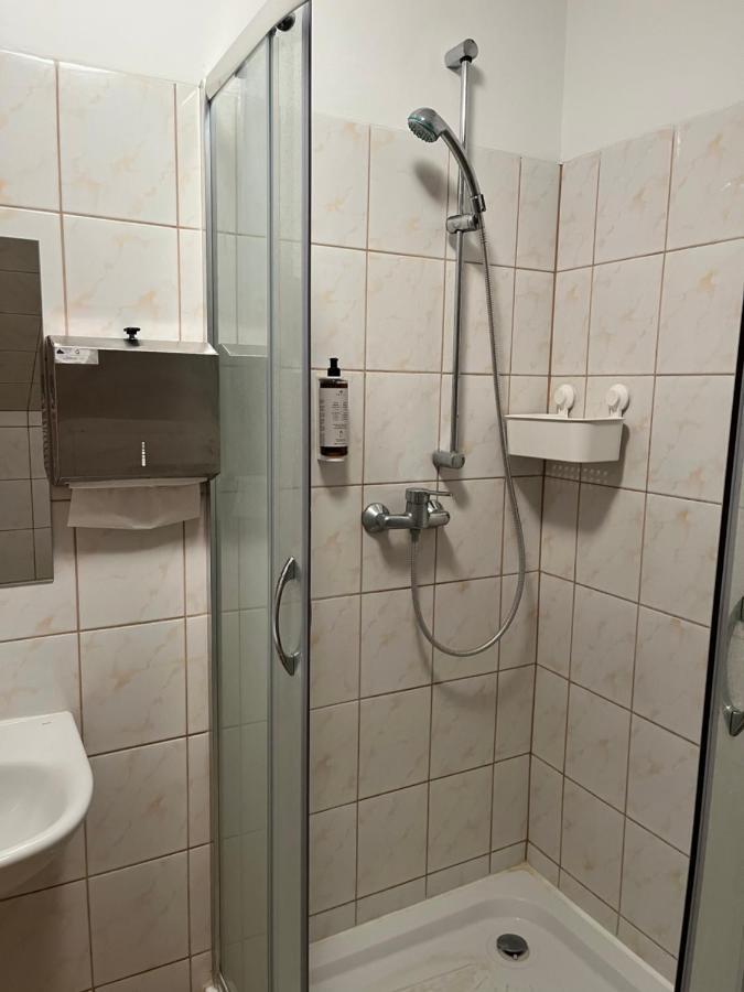Osrodek Konferencyjno-Wypoczynkowy Hostel Chojna Εξωτερικό φωτογραφία