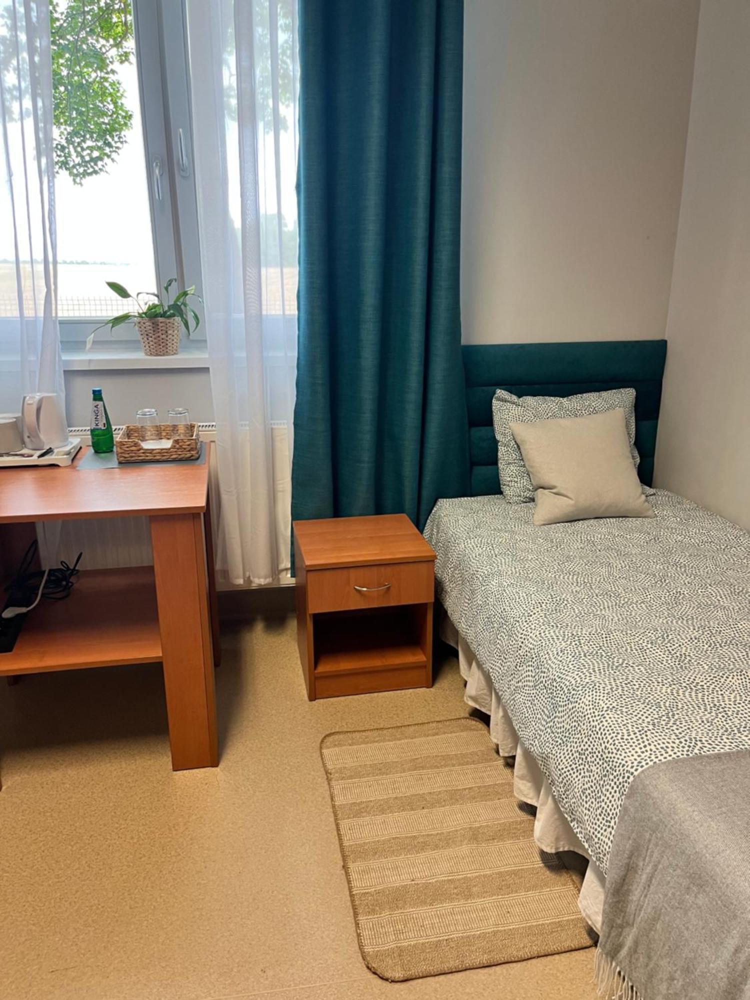 Osrodek Konferencyjno-Wypoczynkowy Hostel Chojna Εξωτερικό φωτογραφία