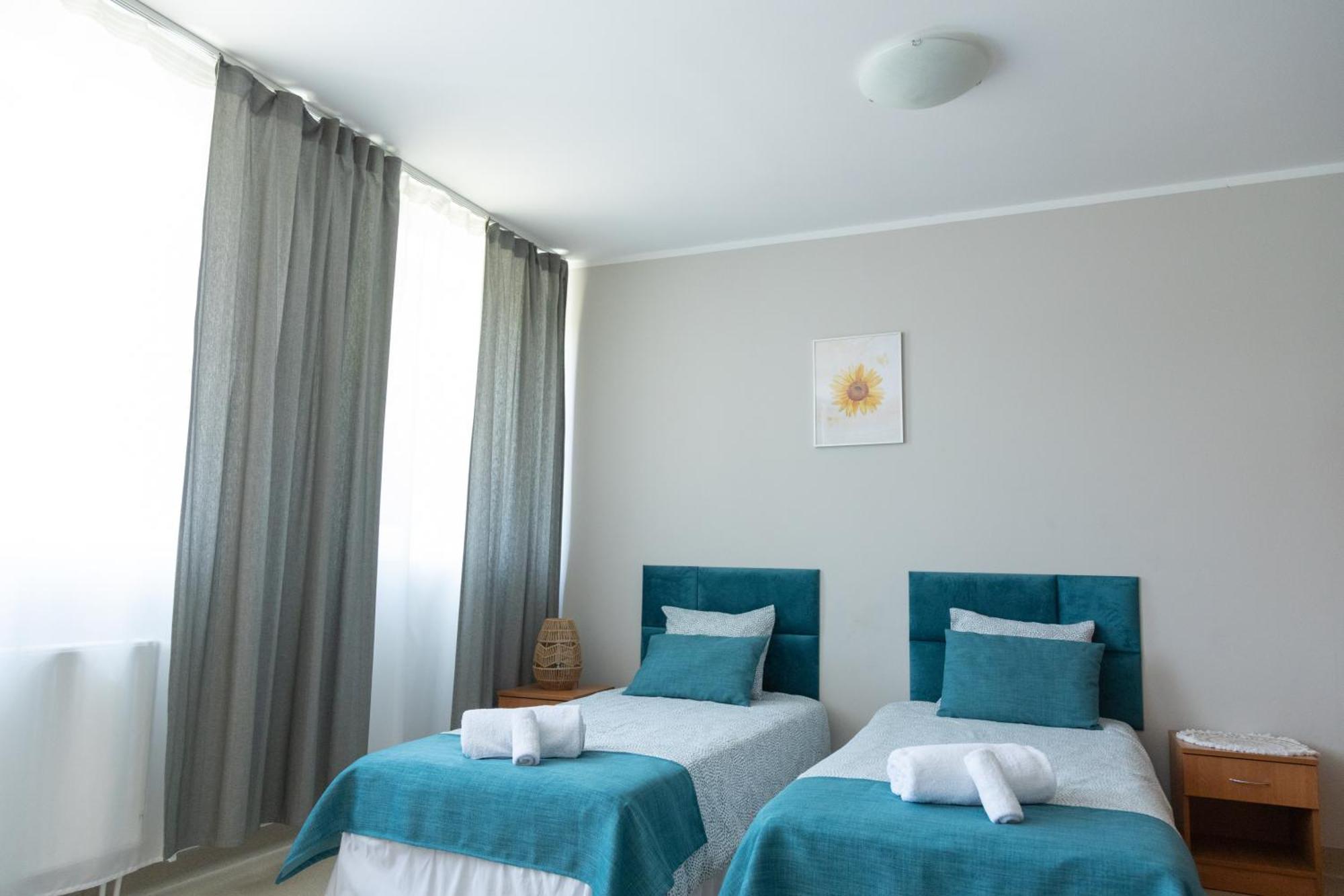 Osrodek Konferencyjno-Wypoczynkowy Hostel Chojna Εξωτερικό φωτογραφία